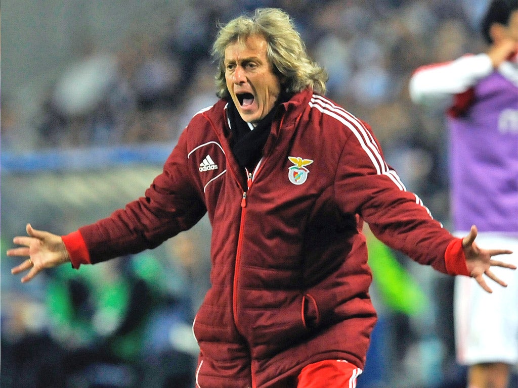Jorge Jesus in full flow during Saturday’s defeat to Porto which is likely to cost Benfica the Portuguese title