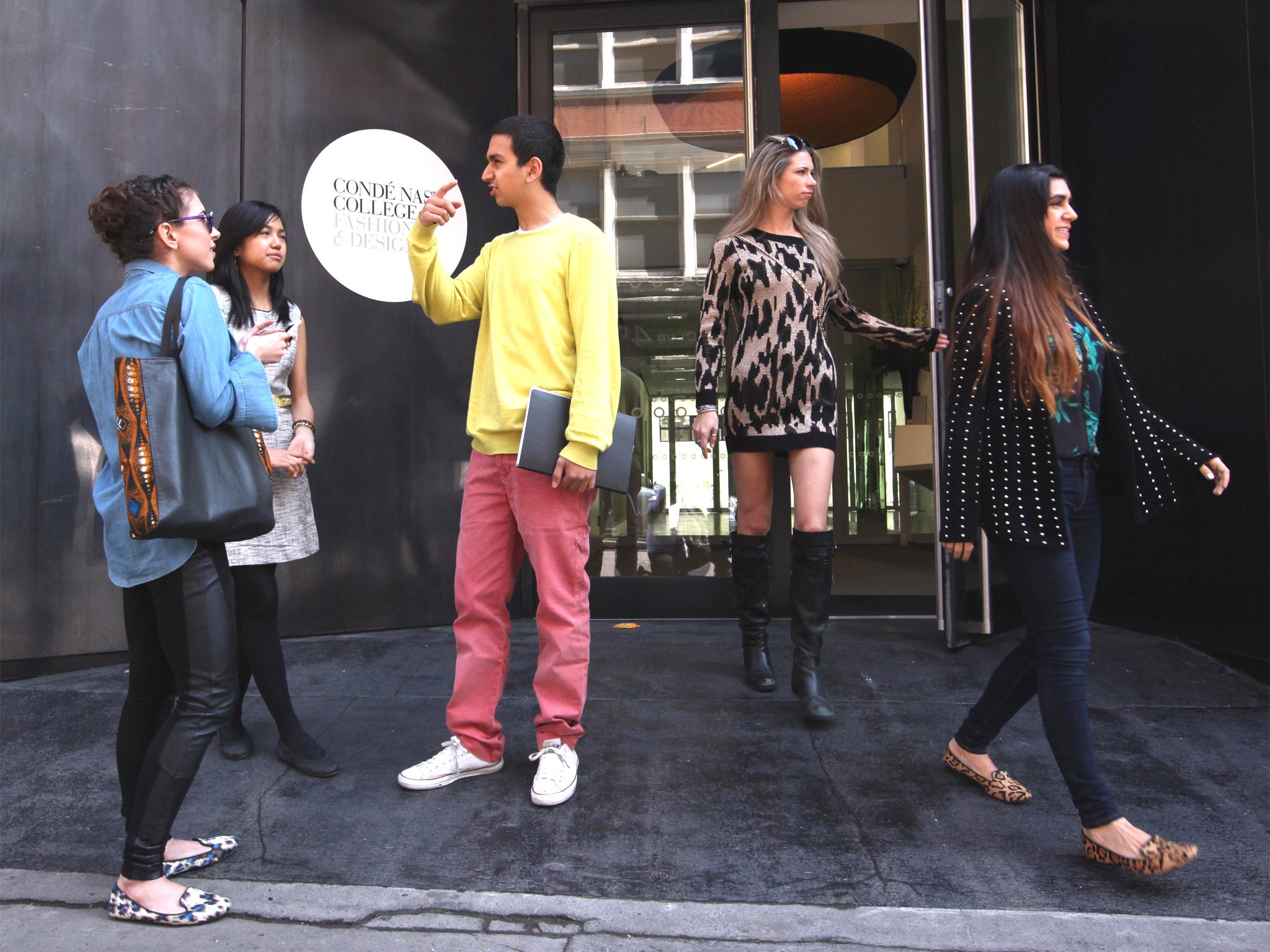 Look - Nast conde to launch a fashion college video Watch - Nast conde to launch a fashion college video