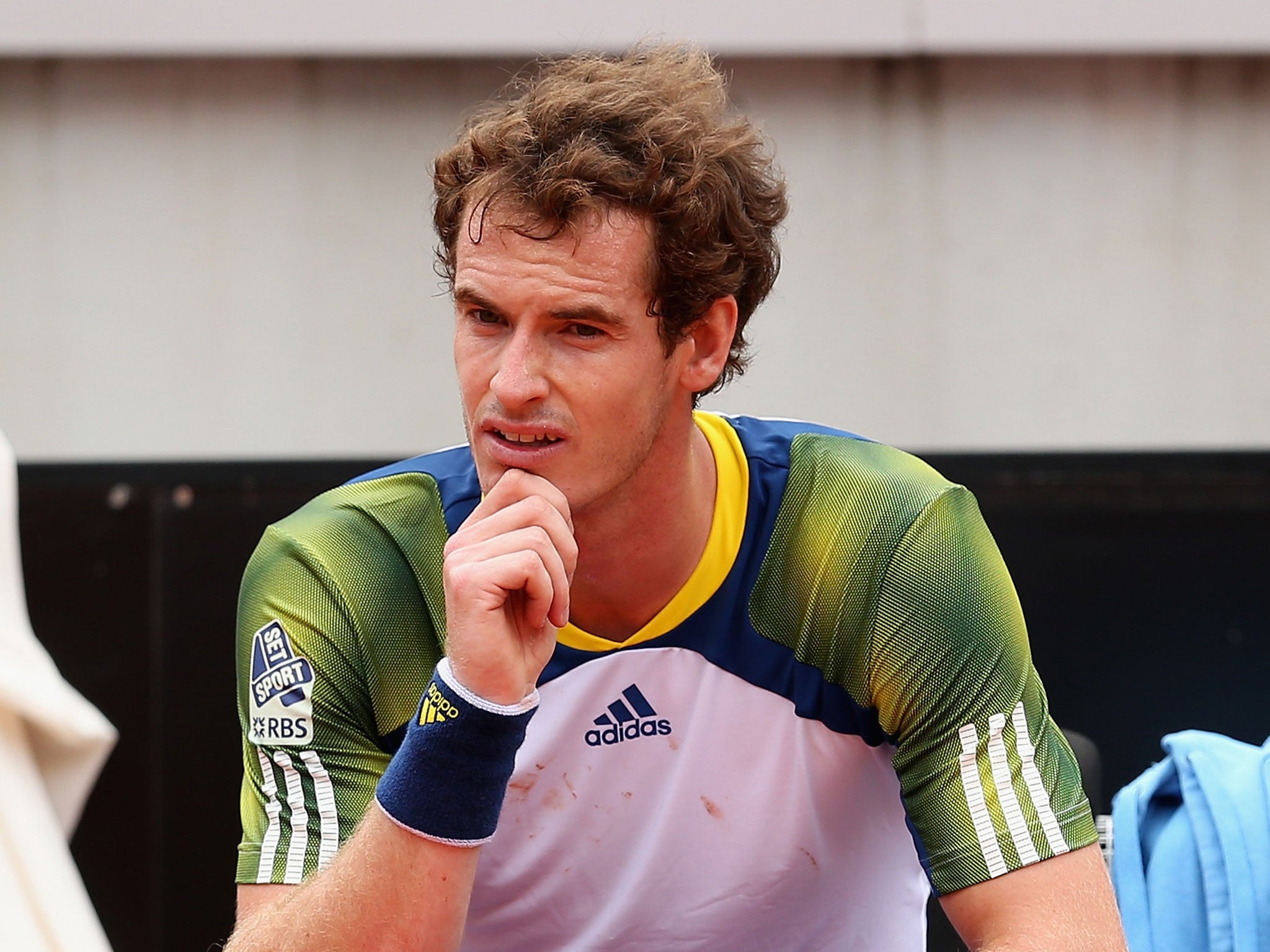 Andy Murray is expecting to make a decision on whether to play in the French Open later this week