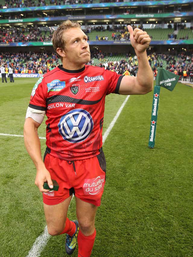 In Dublin, Jonny Wilkinson's presence was punctuated by his ability to split the posts as his four kicks delivered a perfect 100 per cent return