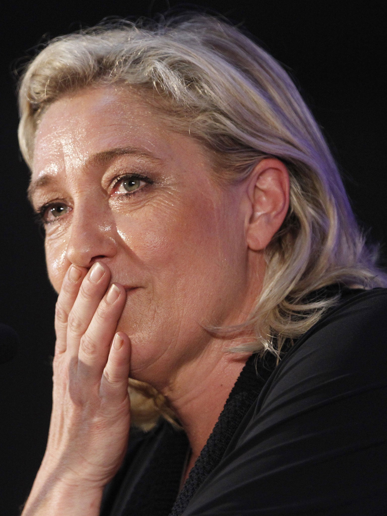 Marine Le Pen is seriously injured after fracturing her spine in a fall