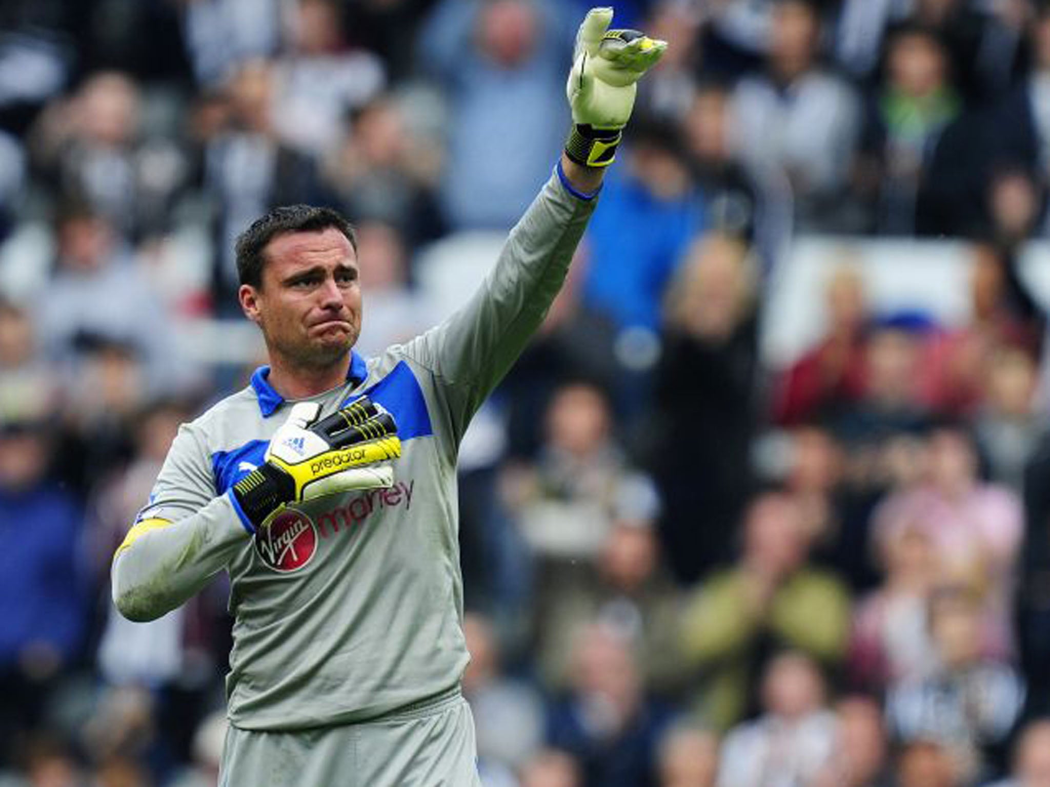 Steve Harper, the Newcastle goalkeeper, bid an emotional farewell to the fans at St James' Park in his final game (Stu Forster/Getty Images)