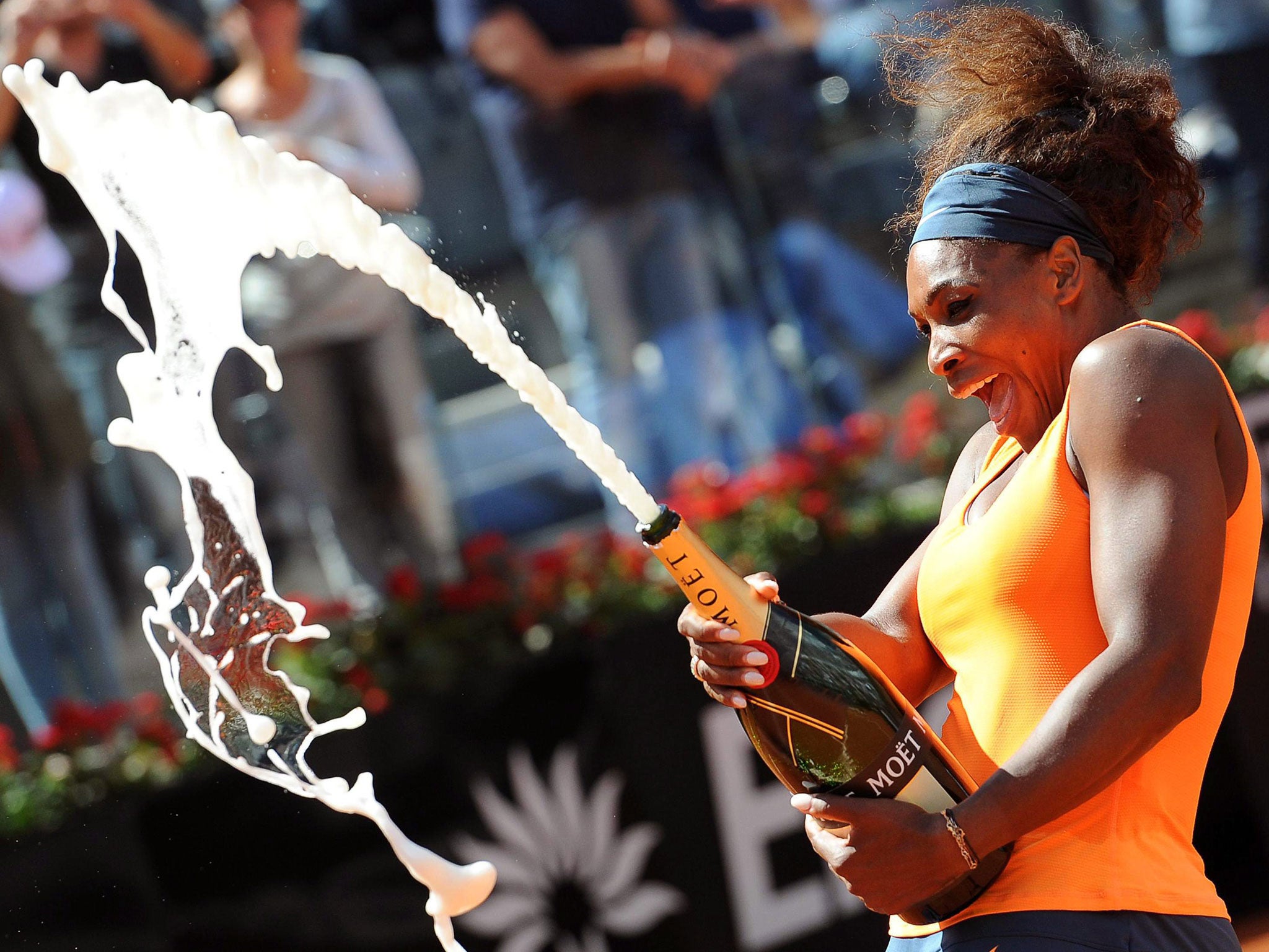 Serena Williams celebrates victory in the Italian Open