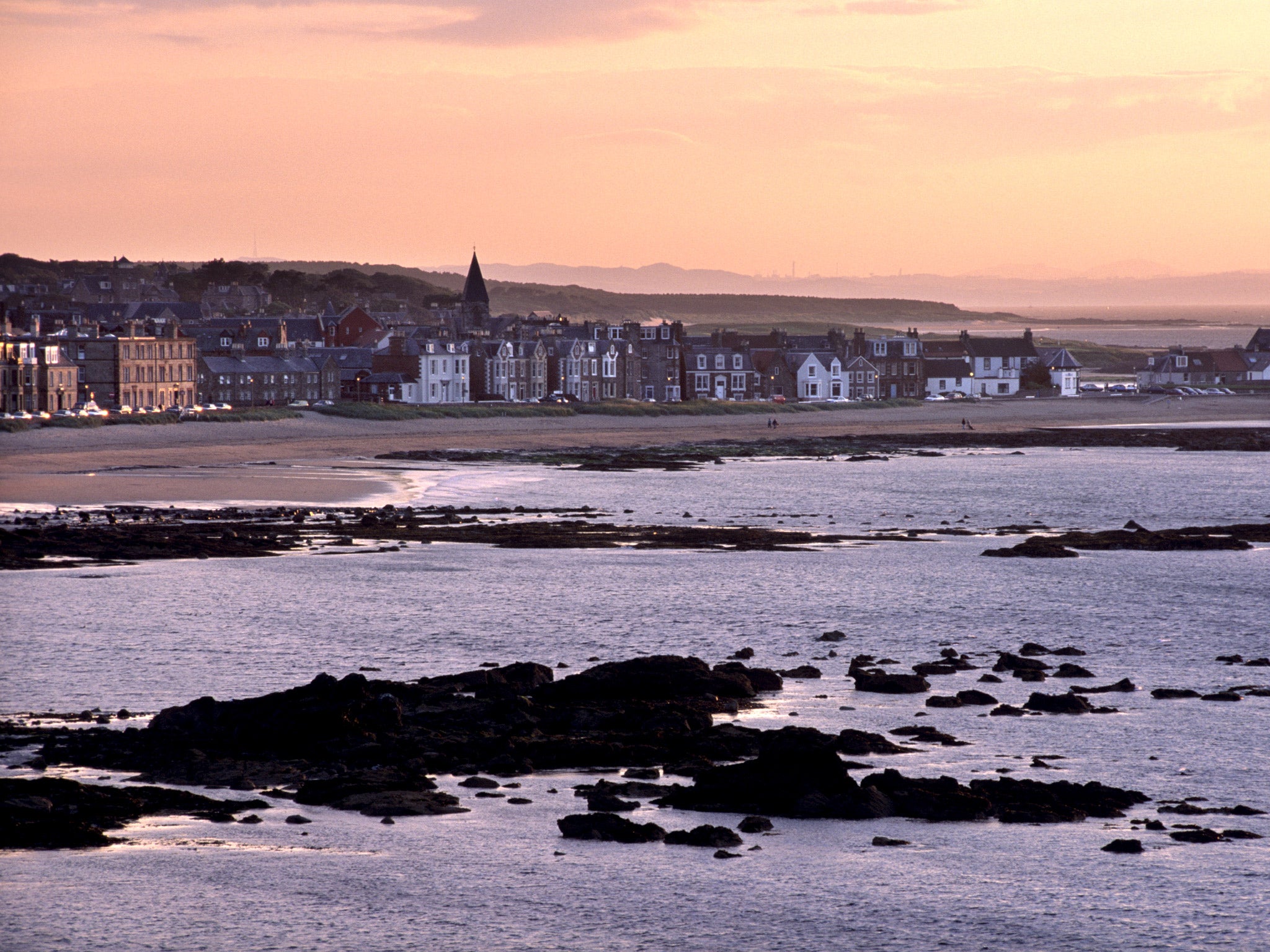 Stonehaven in Aberdeenshire was one of the beaches which received the red flag for their water quality