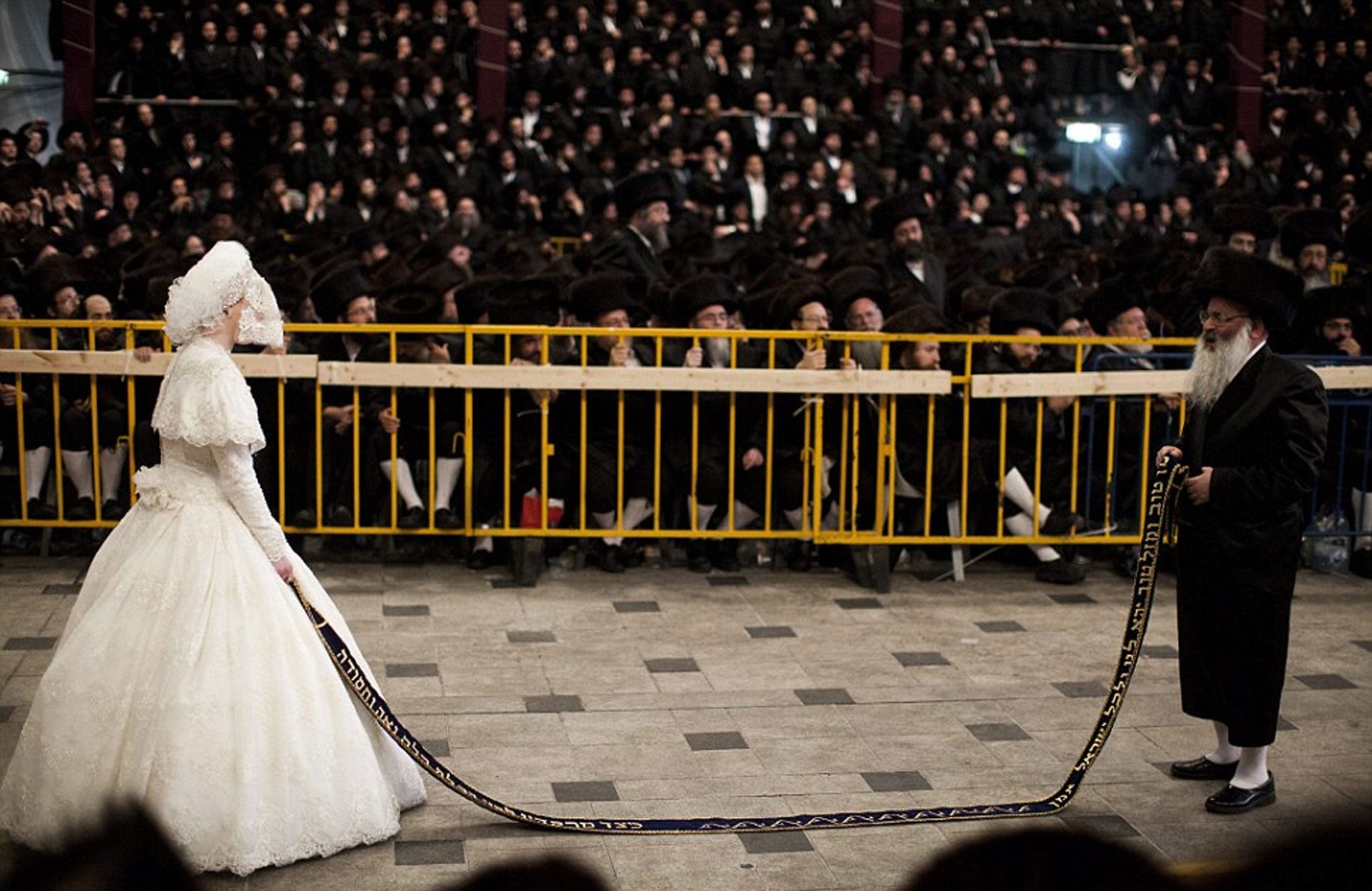 orthodox jewish wedding dress.