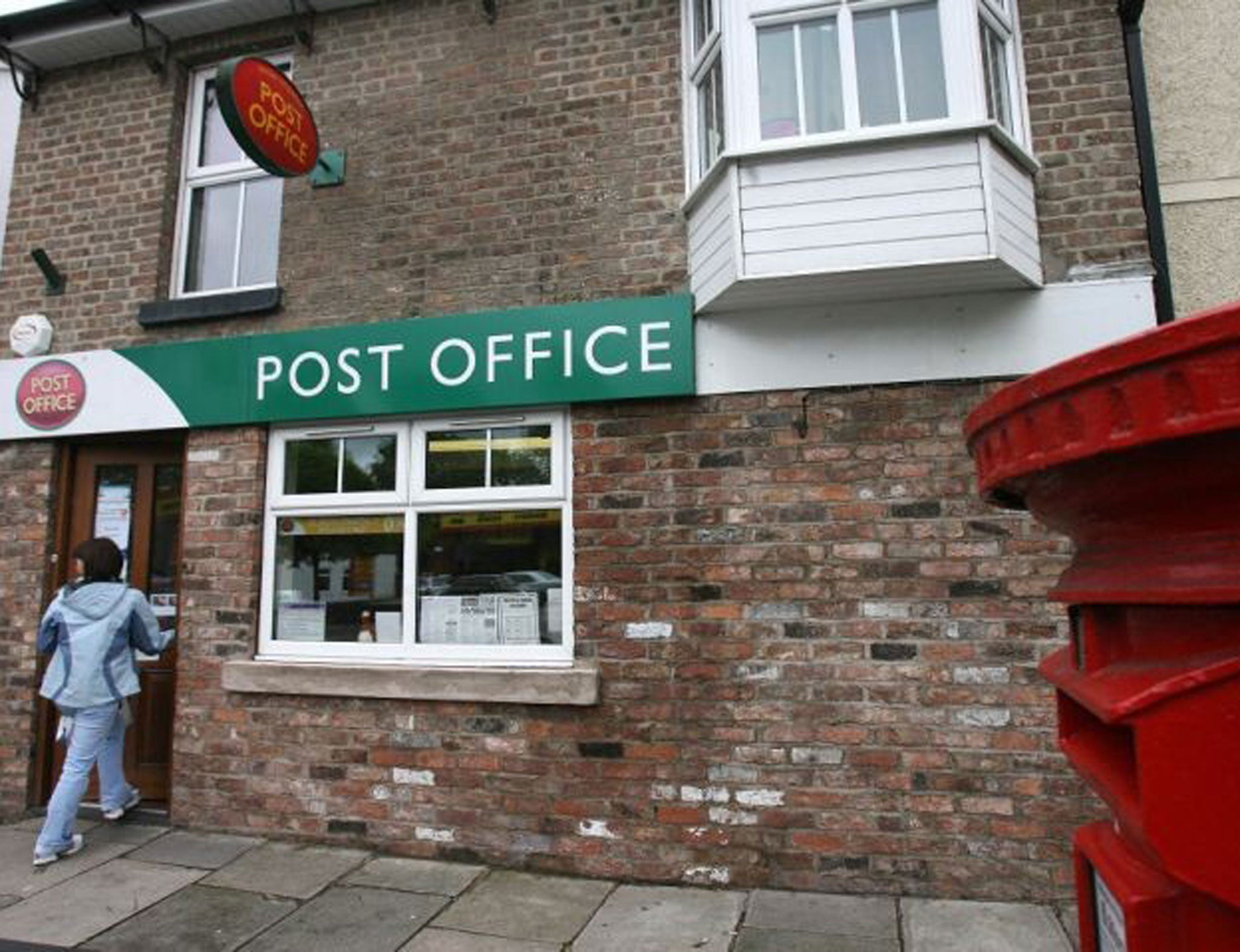 Thousands of workers in the country's biggest Post Offices will stage a fresh strike today in a long-running row over branch closures, jobs and pay.