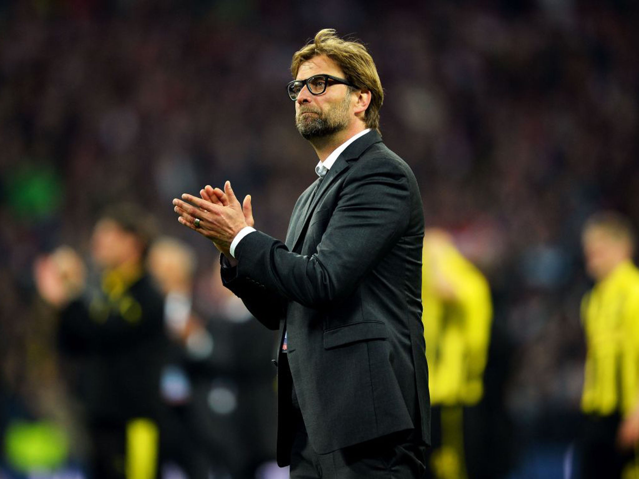 Borussia Dortmund manager Jurgen Klopp congratulates Bayern Munich after the final whistle (Laurence Griffiths/Getty Images)