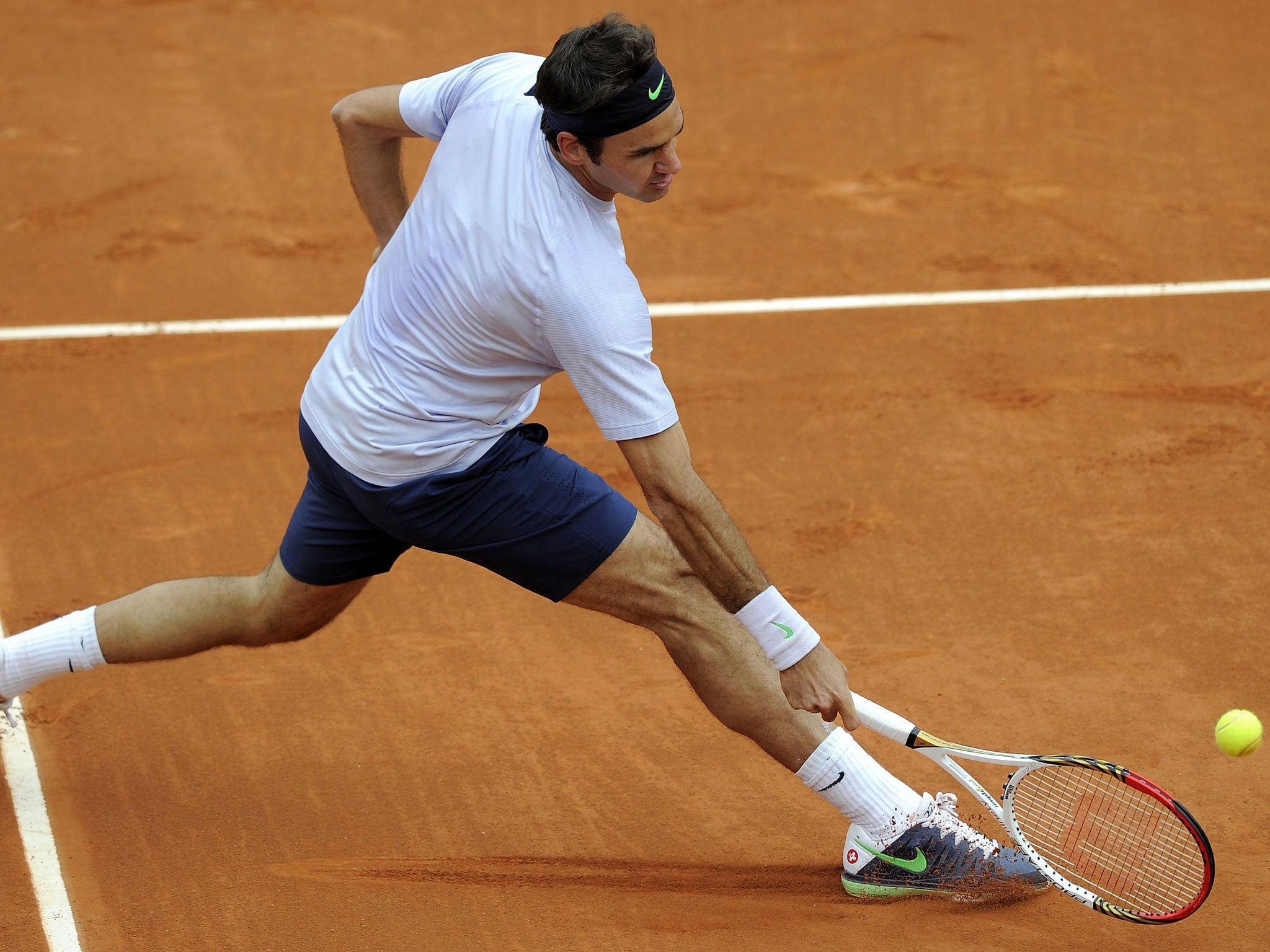 Roger Federer in action during an easy first-round win in Paris