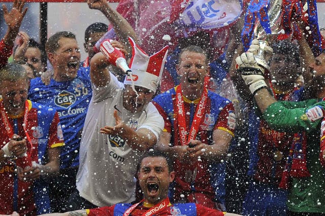 Crystal Palace players celebrate promotion to the Premier League