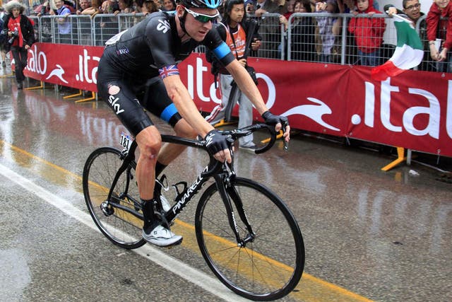 Bradley Wiggins will not defend his Tour de France title after Team Sky yesterday decided there was  not enough time for the Briton to  recover sufficiently from a knee injury