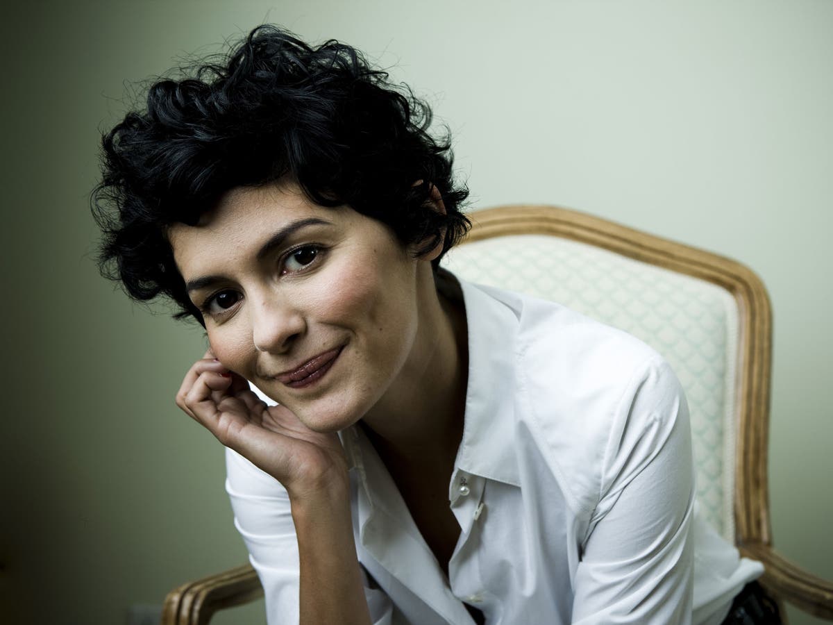 Behind The Scenes Beauty: Chanel No.5 Audrey Tautou Interview 