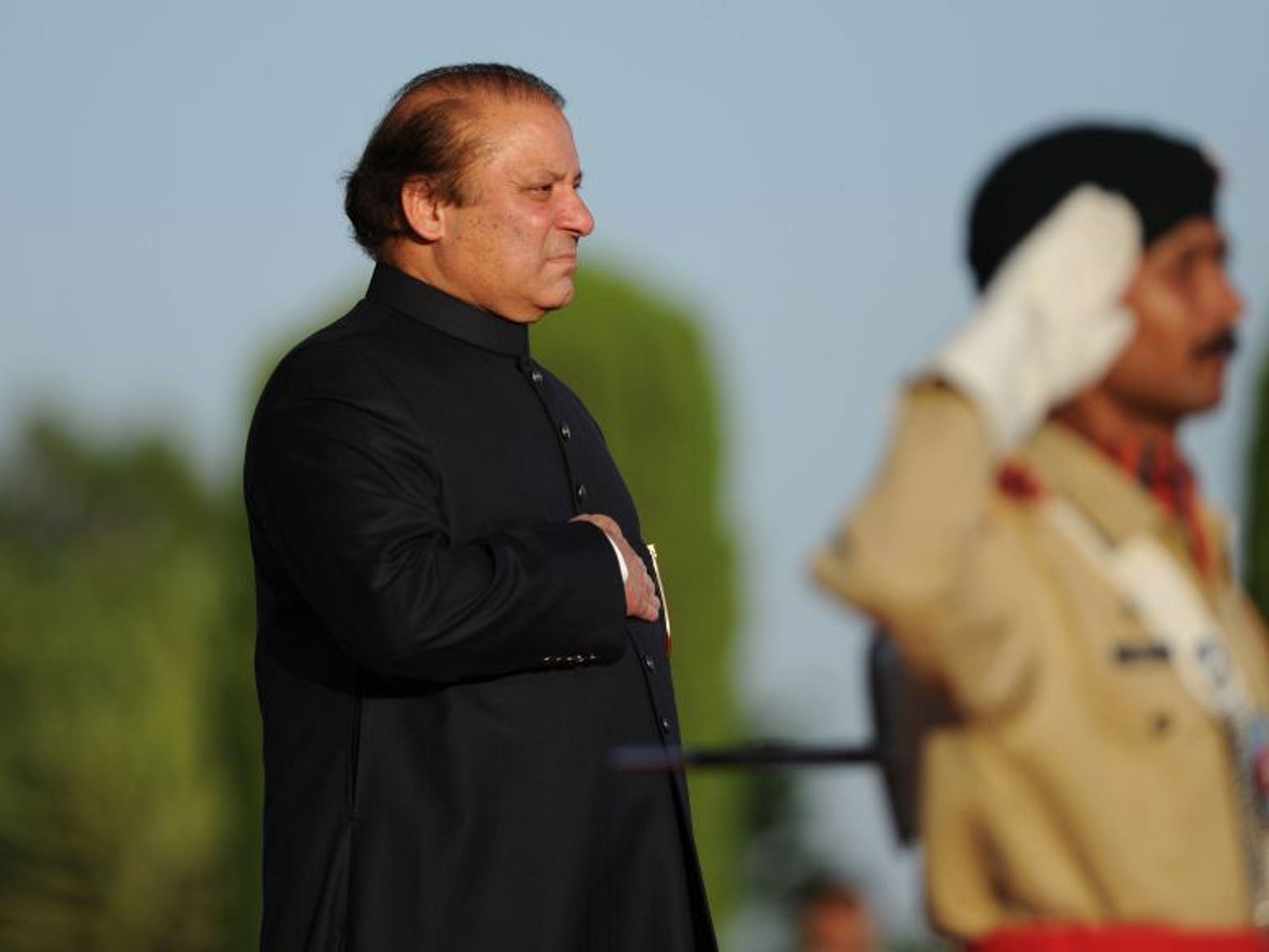 Pakistani Prime Minister Nawaz Sharif has said the death of Major General Sanaullah Khan will not affect the army's ongoing fight against the Taliban