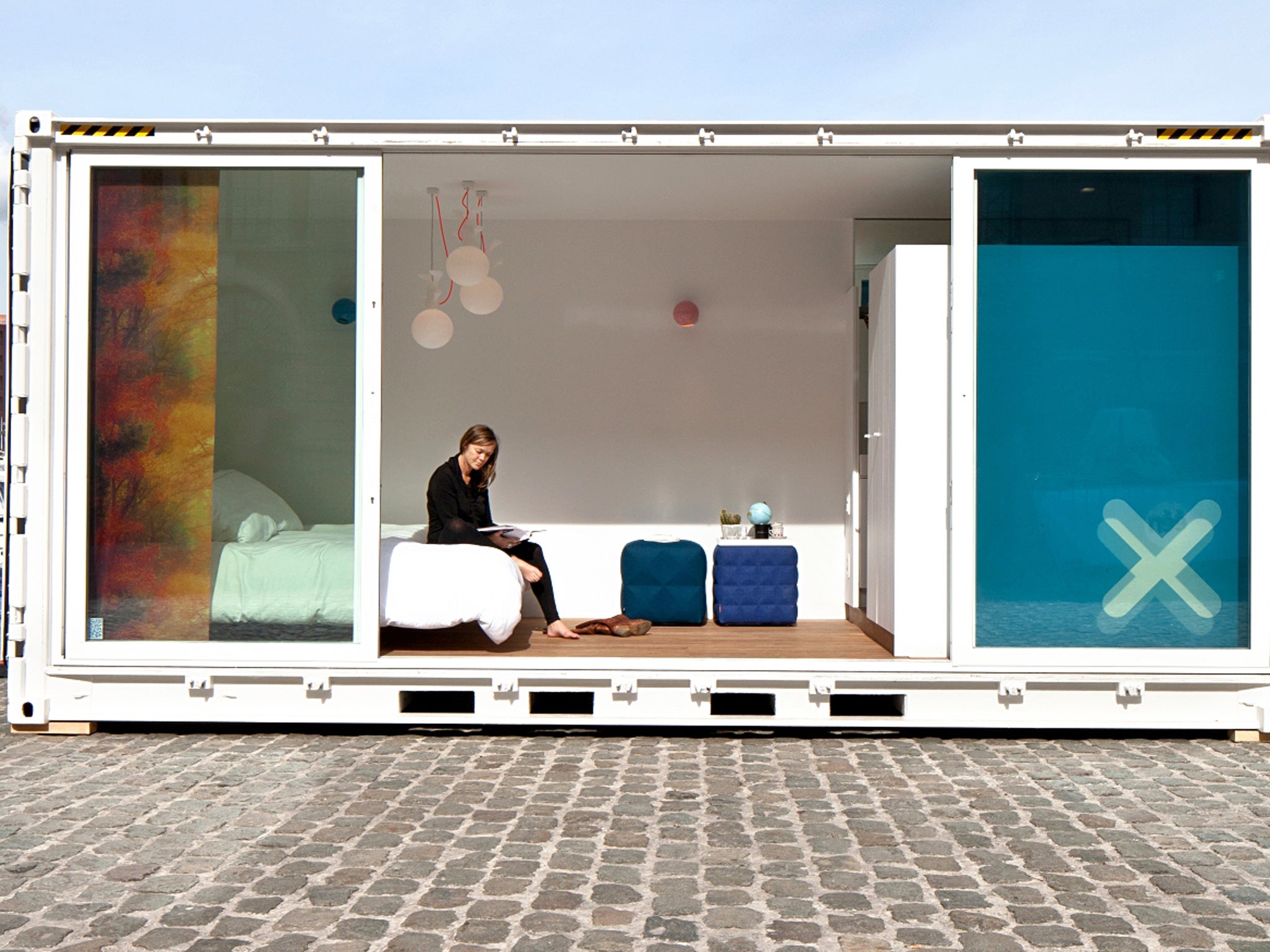 Maritime for bed: Sleeping Around in Antwerp's port