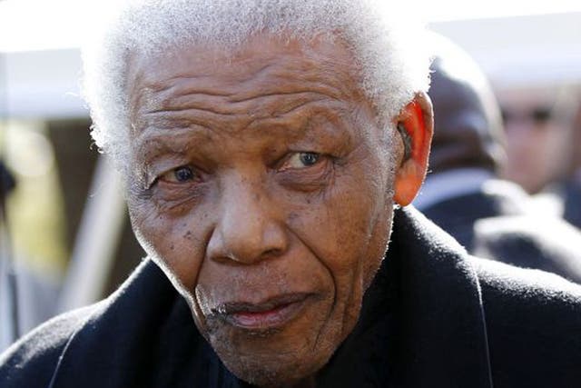 Nelson Mandela arrives  for the funeral of his  great-granddaughter Zenani