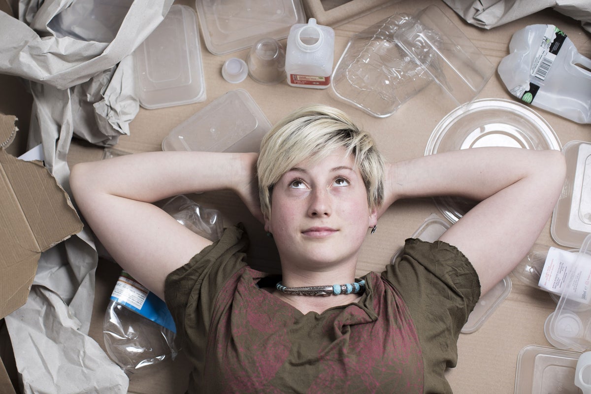 Meet a plasticarian (that's a person who does not use plastic) | The ...