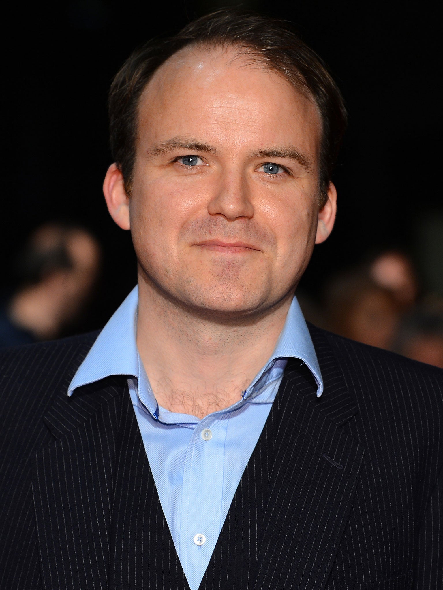Betting on the identity of the next Doctor Who has been suspended by one bookmaker following reports the relatively unknown actor Rory Kinnear had been offered the role
