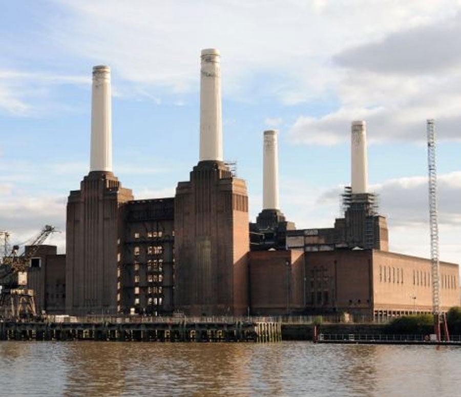 Here's what the decommissioned Battersea Power Station currently looks like