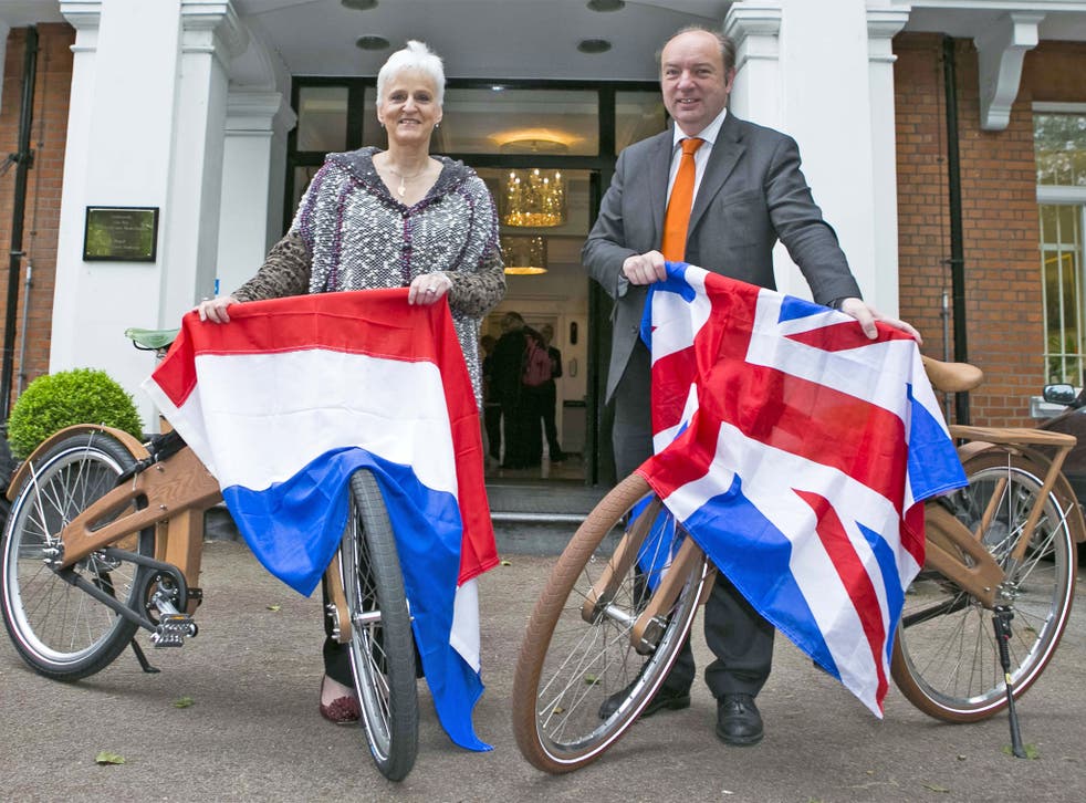 Laetitia van den Assum, Dutch Ambassador to the UK, with Norman Baker, Transport minister, on the fact-finding trip to the Netherlands
