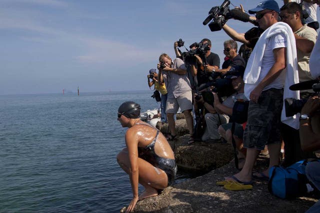 Australian endurance swimmer Chloe McCardel ended her attempt to swim from Cuba to Florida