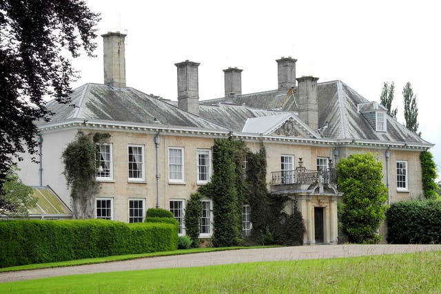 Liz Hurley has submitted plans to spruce up her new home