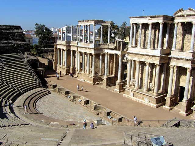 Spanish steps: the Roman arena in Mérida