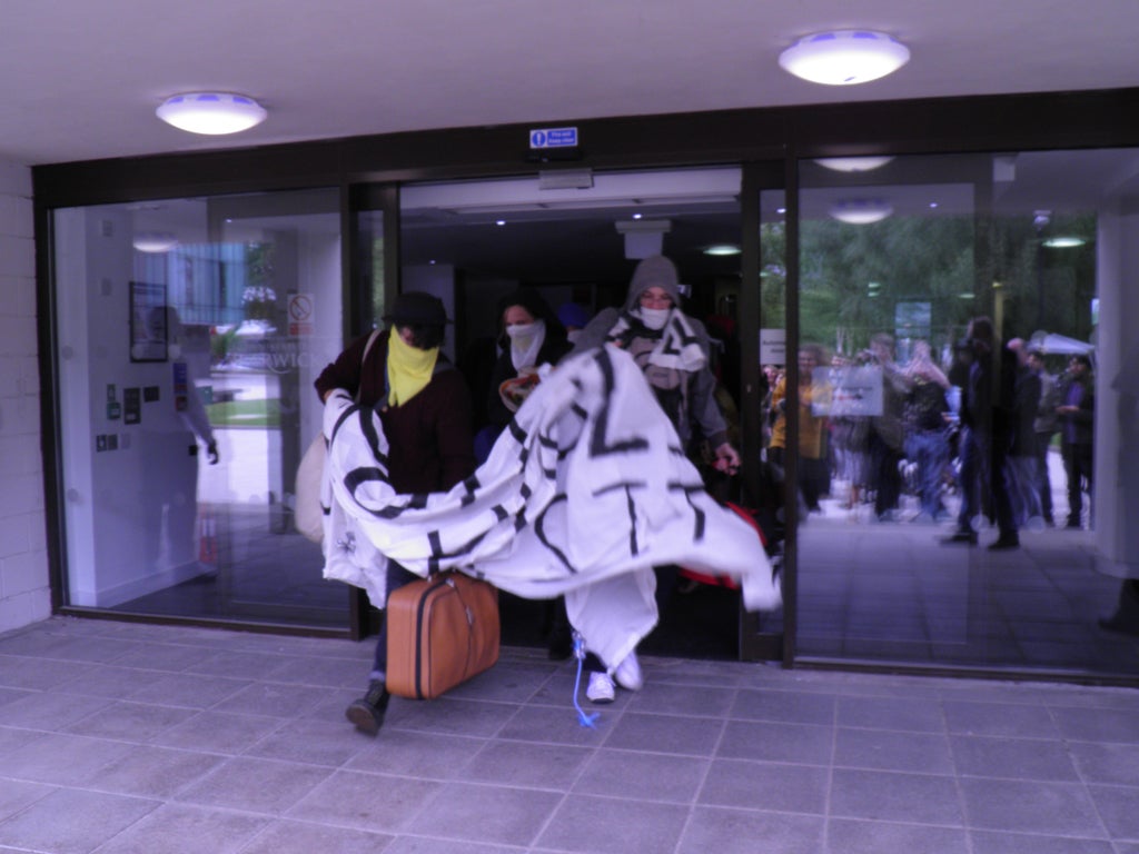 Occupiers leave Warwick's Senate House