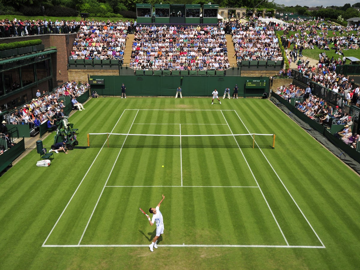 Wimbledon 2013 German Philipp Kohlschreiber Quits Match Midway Through Fifth Set Blaming Tiredness The Independent The Independent