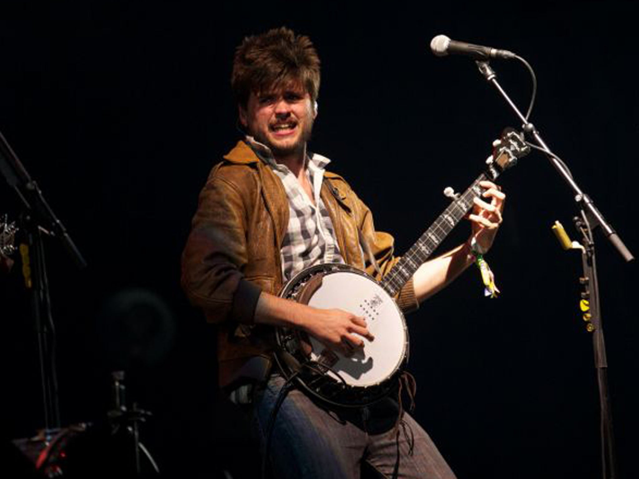 Winston Marshall is so over the banjo