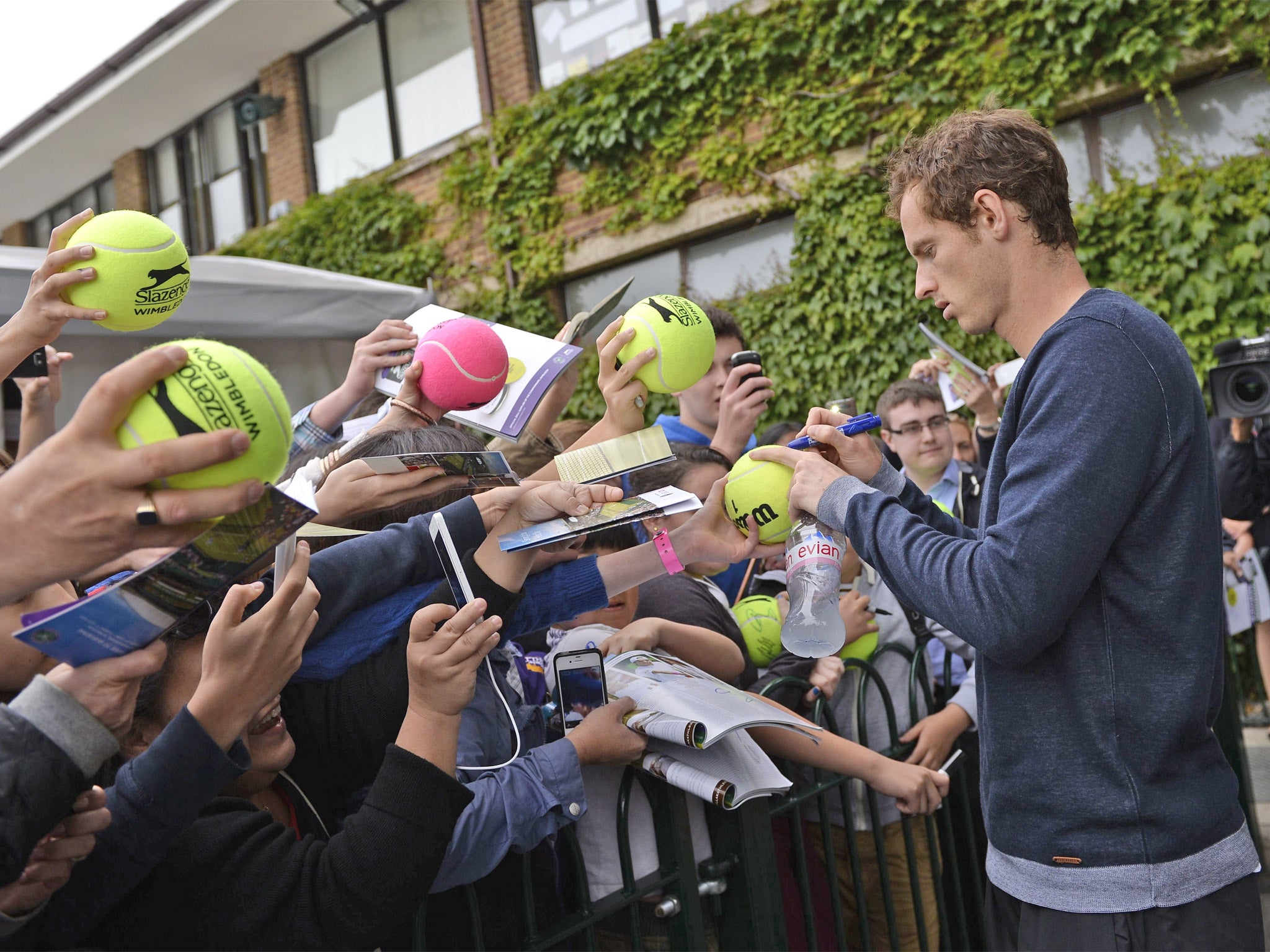 Andy Murray tries to satisfy his legion of supporters