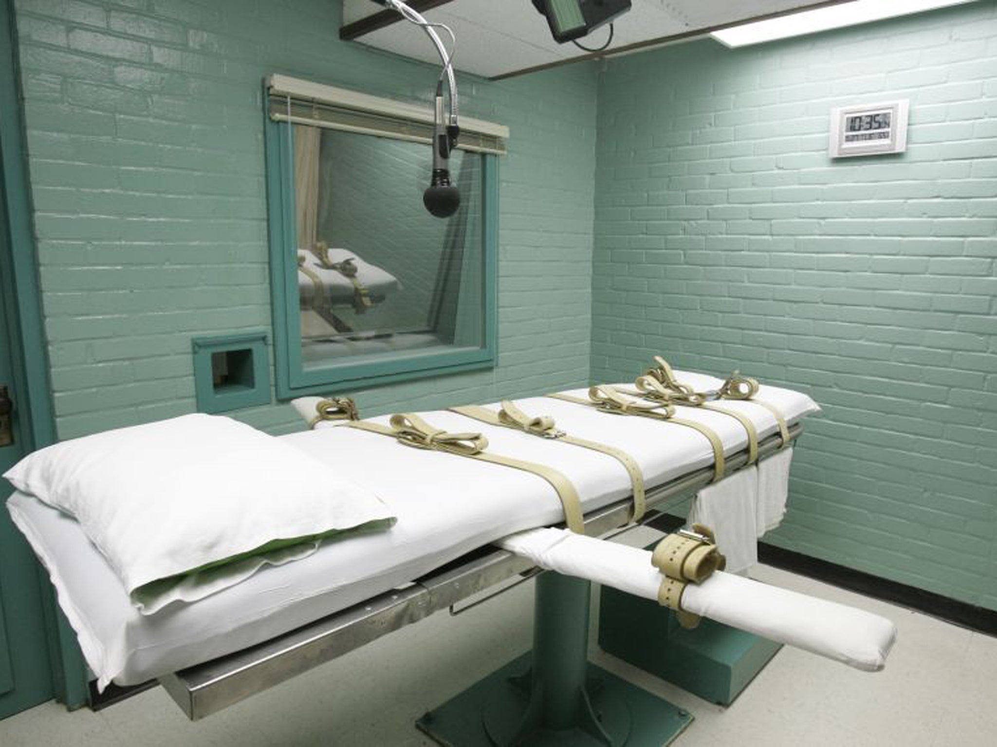 A lethal injection chamber in Oklahoma
