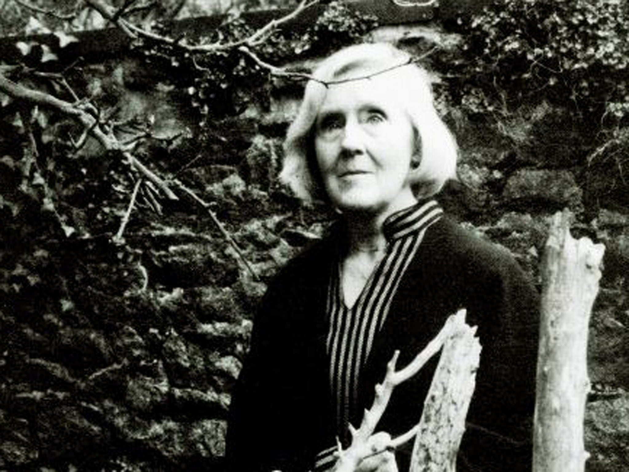 Heather Dohollau: Poet who who was born in Wales but was acclaimed for her work in French