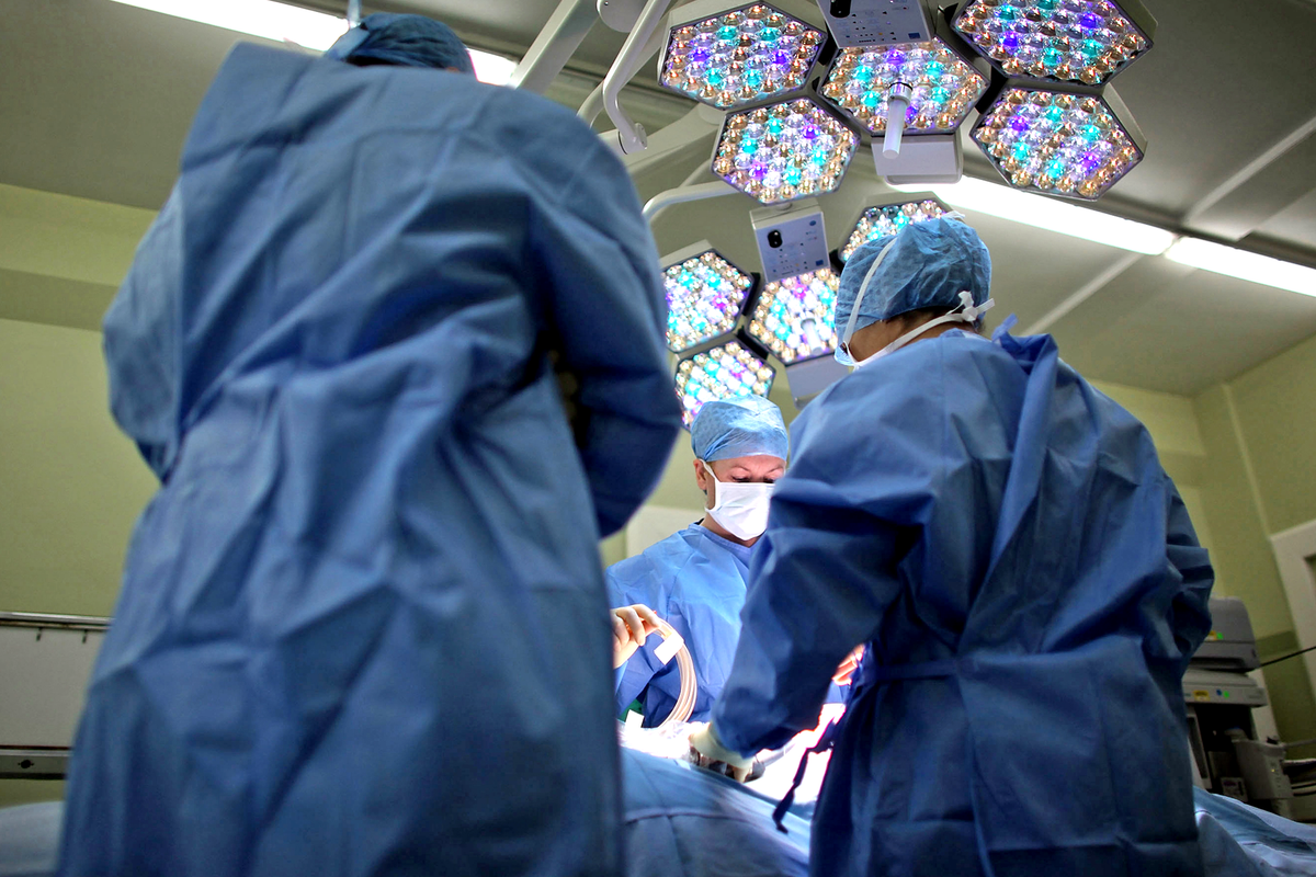 Medical tourism ‘special offers’ spark warning from experts