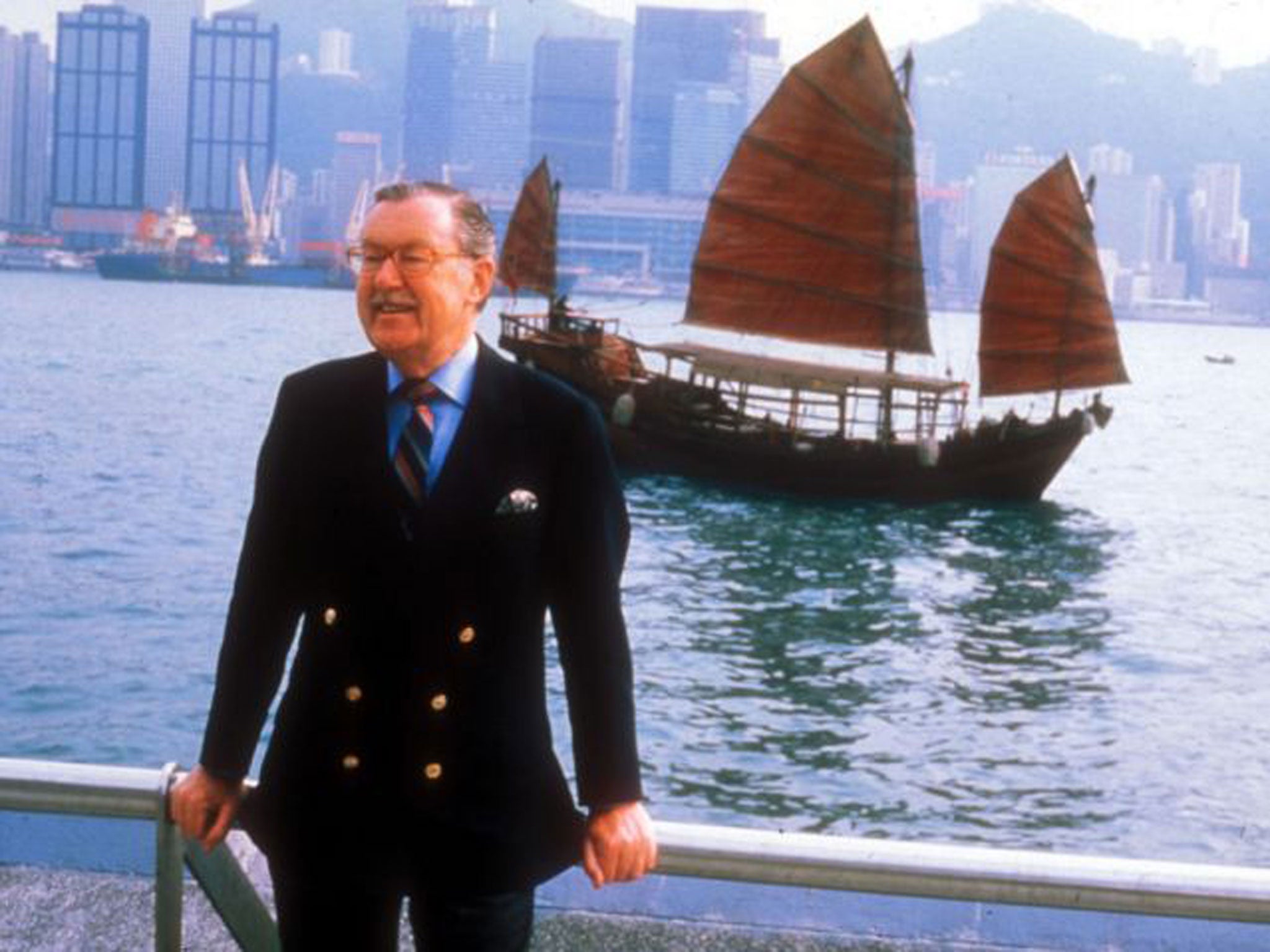 ‘Whicker’s World’ visits Hong Kong in 1990; he became a connoisseur of the world’s rich and famous
