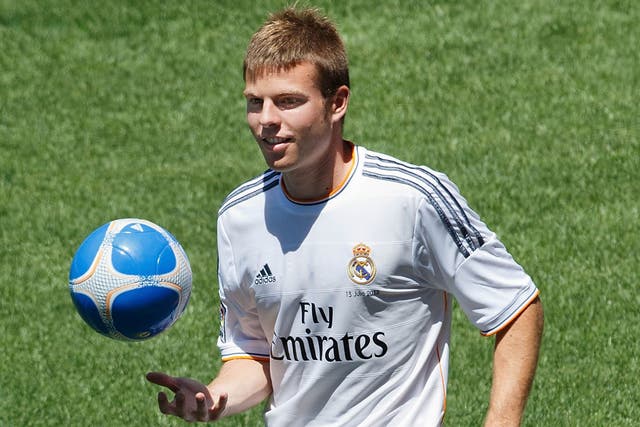 Asier Illarramendi has signed a six-year contract with Real Madrid