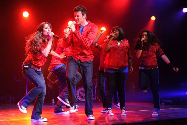Cory Monteith, 2nd right, with Glee cast members in 2010