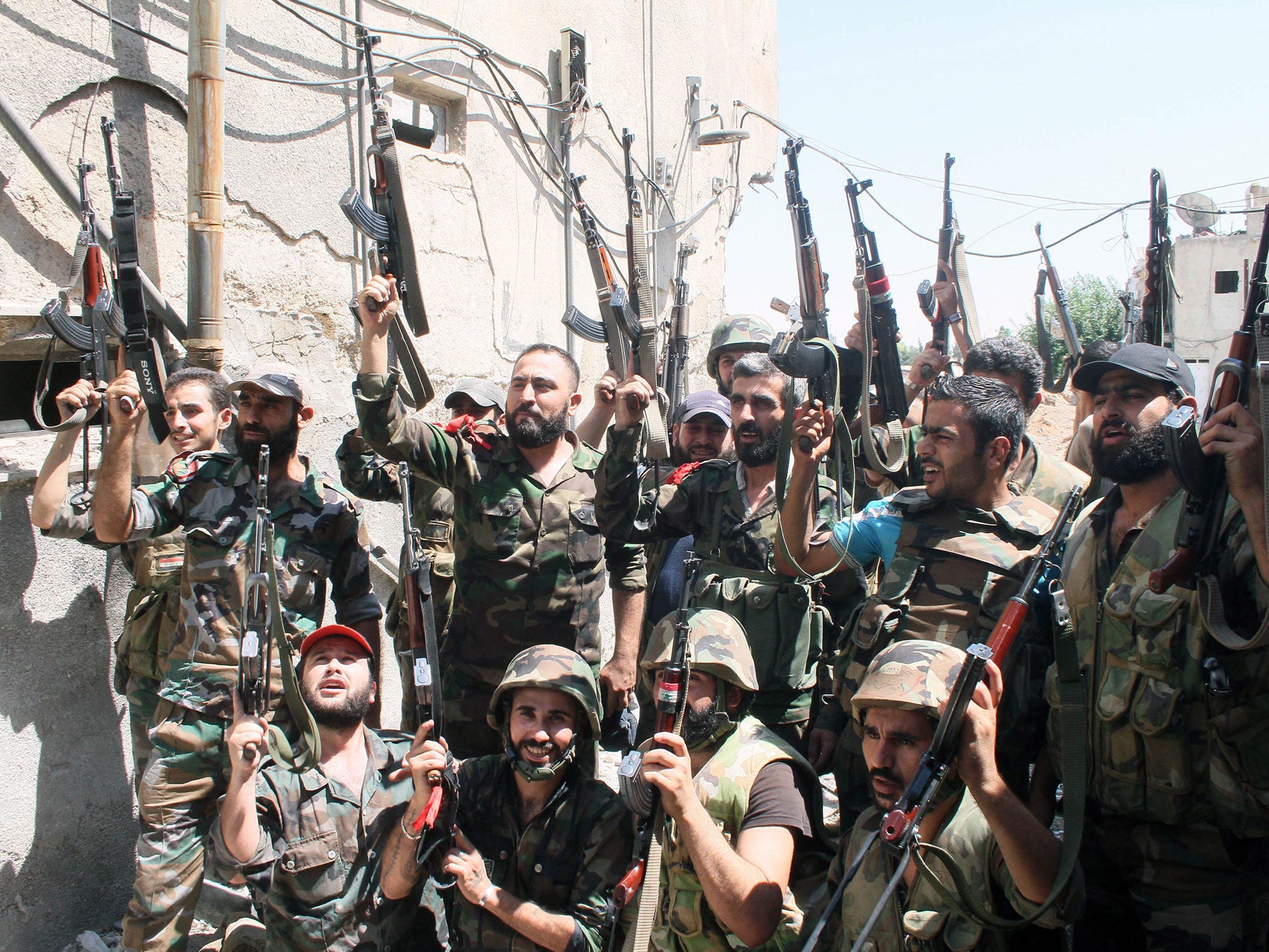 Syrian army soldiers in the Jober neighbourhood of Damascus