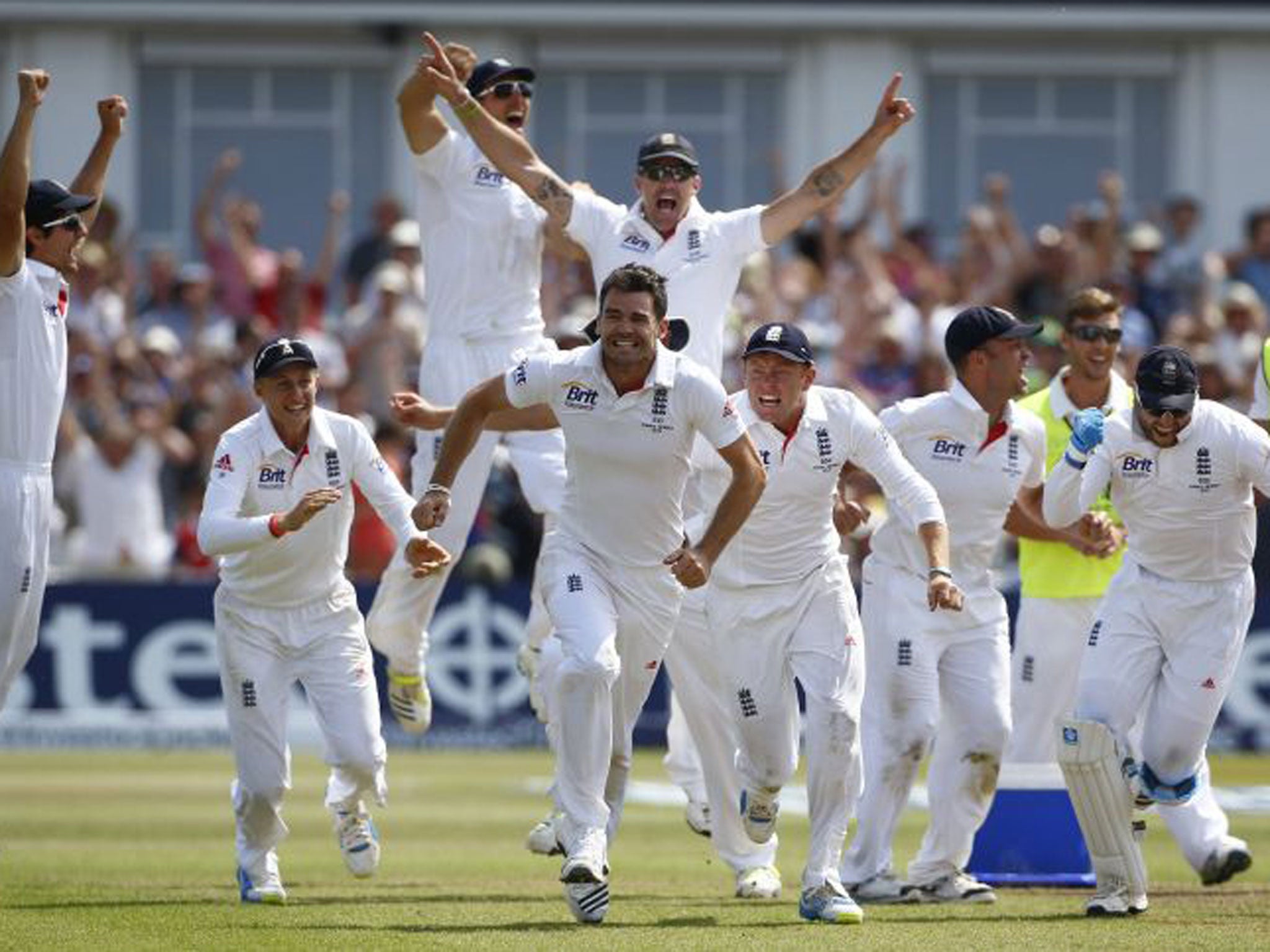 England celebrate their victory after a compelling first Test