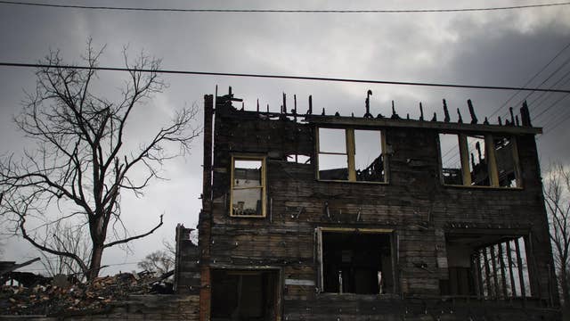 Eerie Abandoned Streets And Crumbling Derelict Homes Bleak Images Capture Detroit S Decline The Independent The Independent
