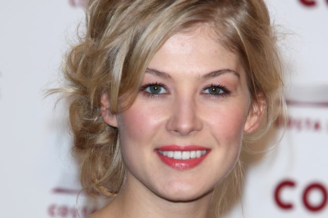 Rosamund Pike arrives at the Costa Book of the Year Awards 2008