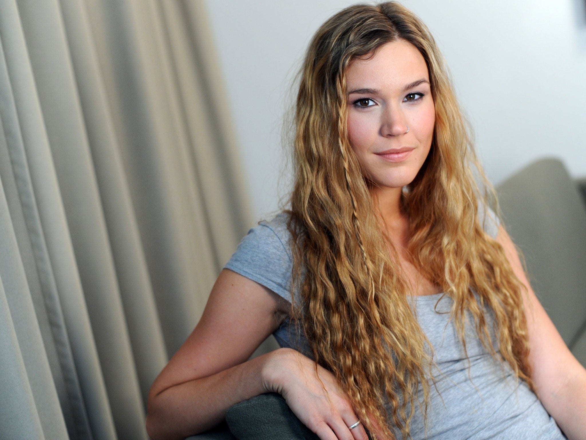 Soul singer Joss Stone has said she reacted to a shocking plot to kill her by thinking of it as a "random black comedy".