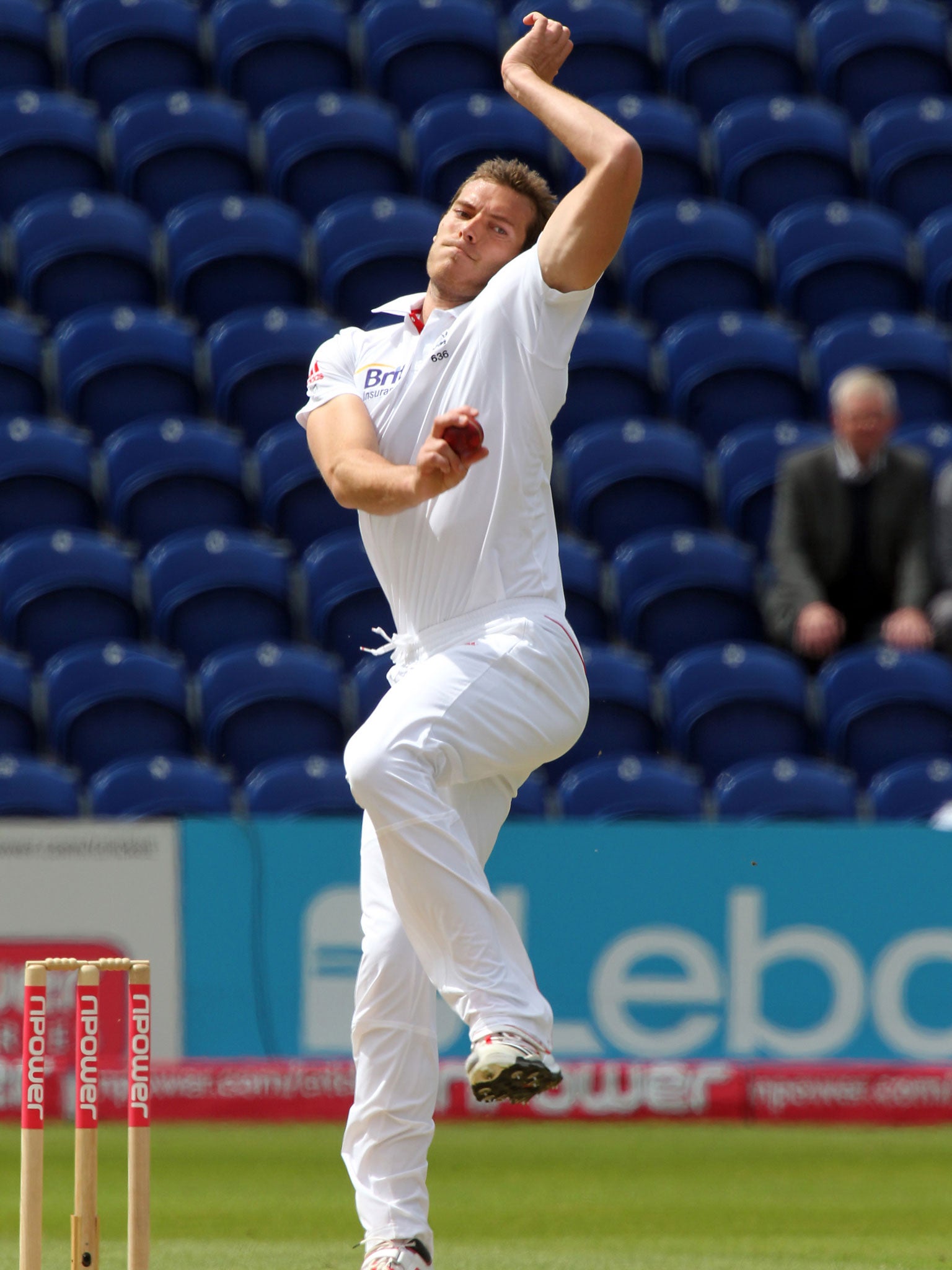 Chris Tremlett has been called up to the England squad for the third Test