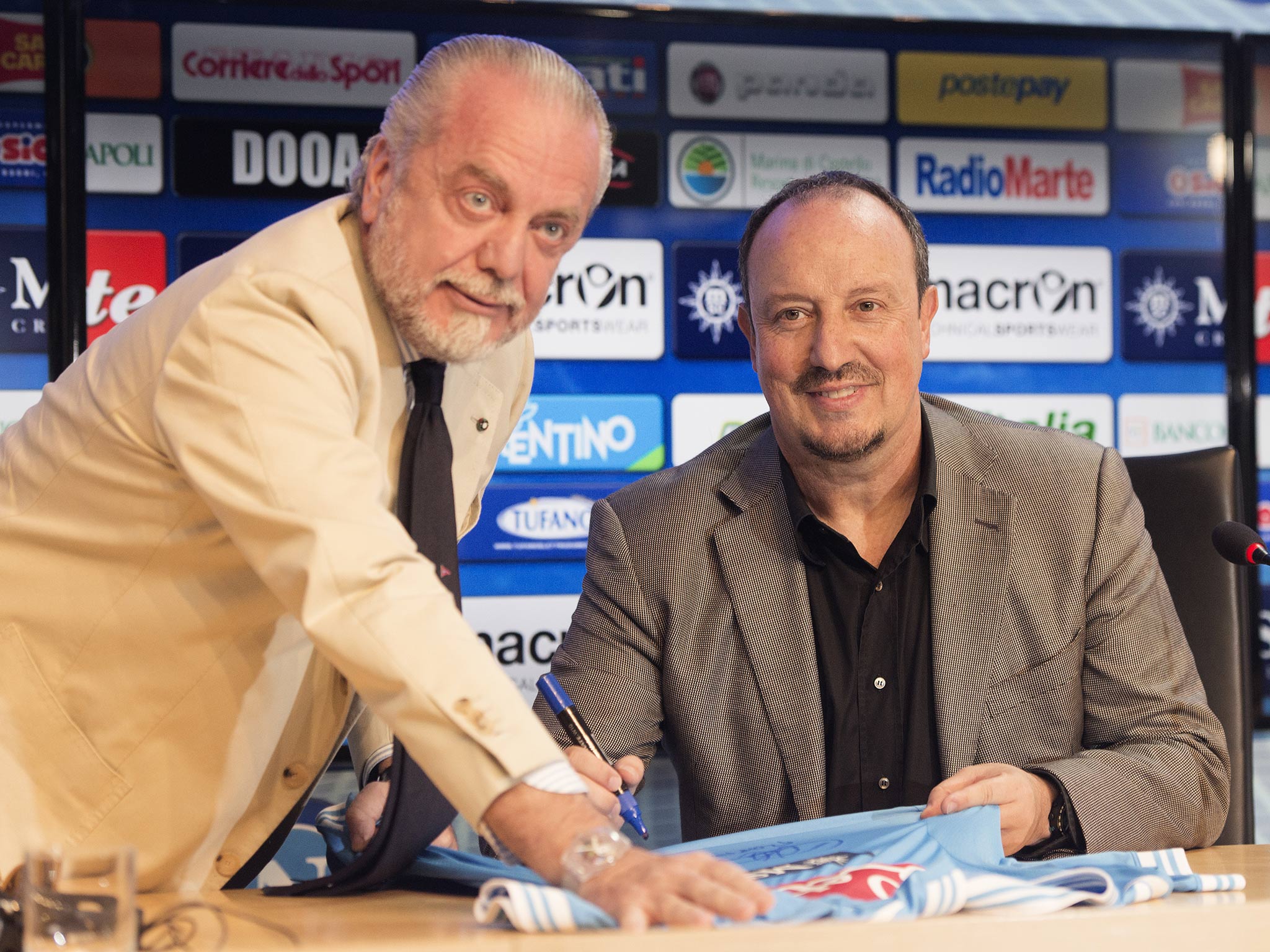 Aurelio De Laurentiis with Napoli manager Rafa Benitez