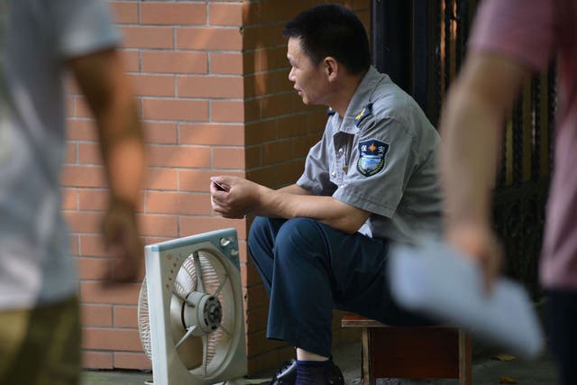 Shanghai bakes in hottest heatwave for 140 years