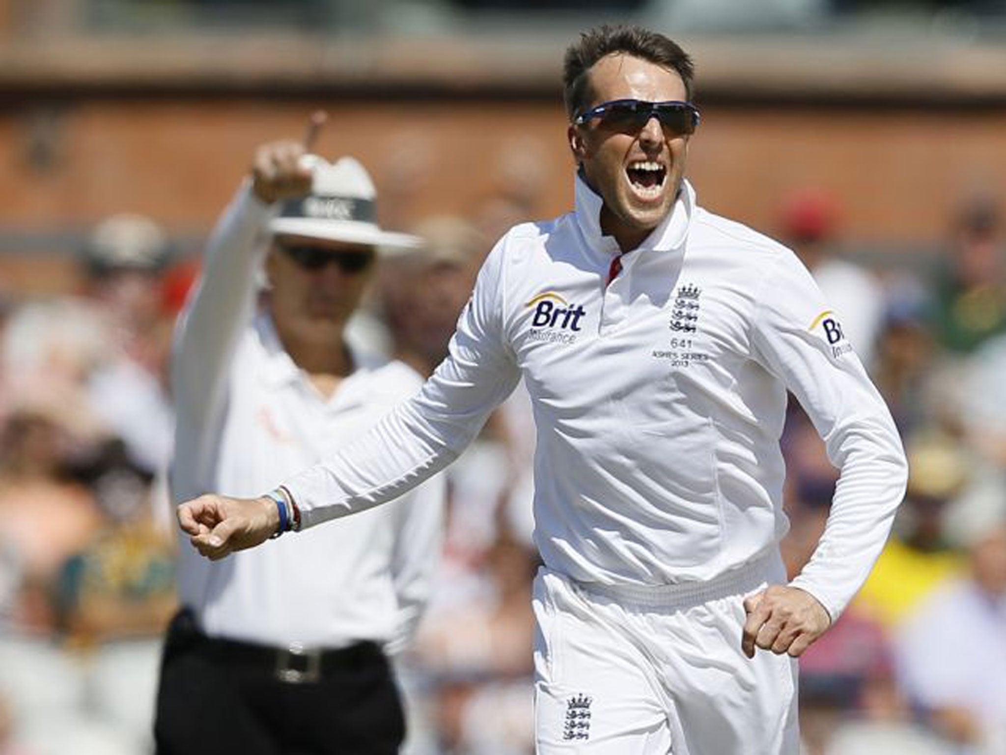 Graeme Swann says England can build a lead then win