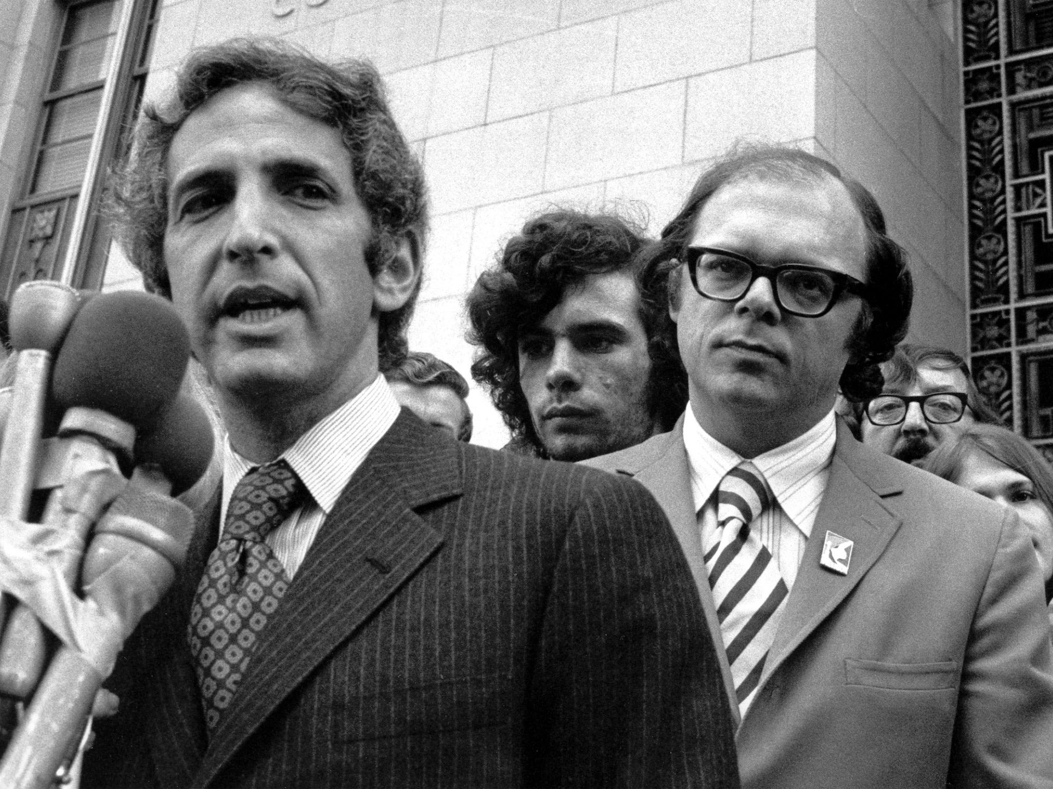 Daniel Ellsberg, pictured centre in 1973, chose to stand his ground and was vindicated