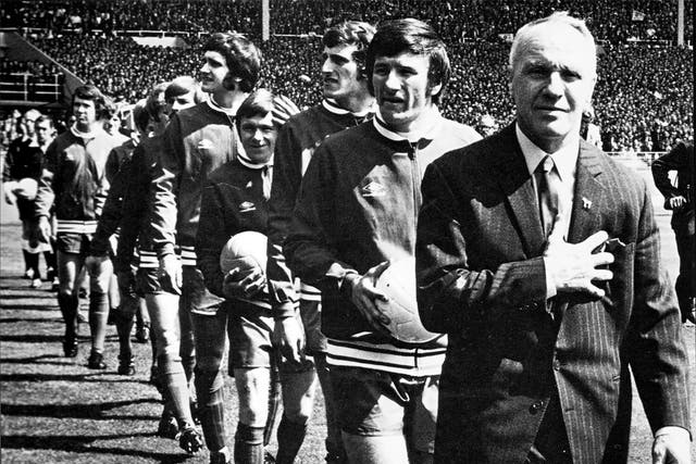 Bill Shankly leads his team out for the 1971 FA Cup final