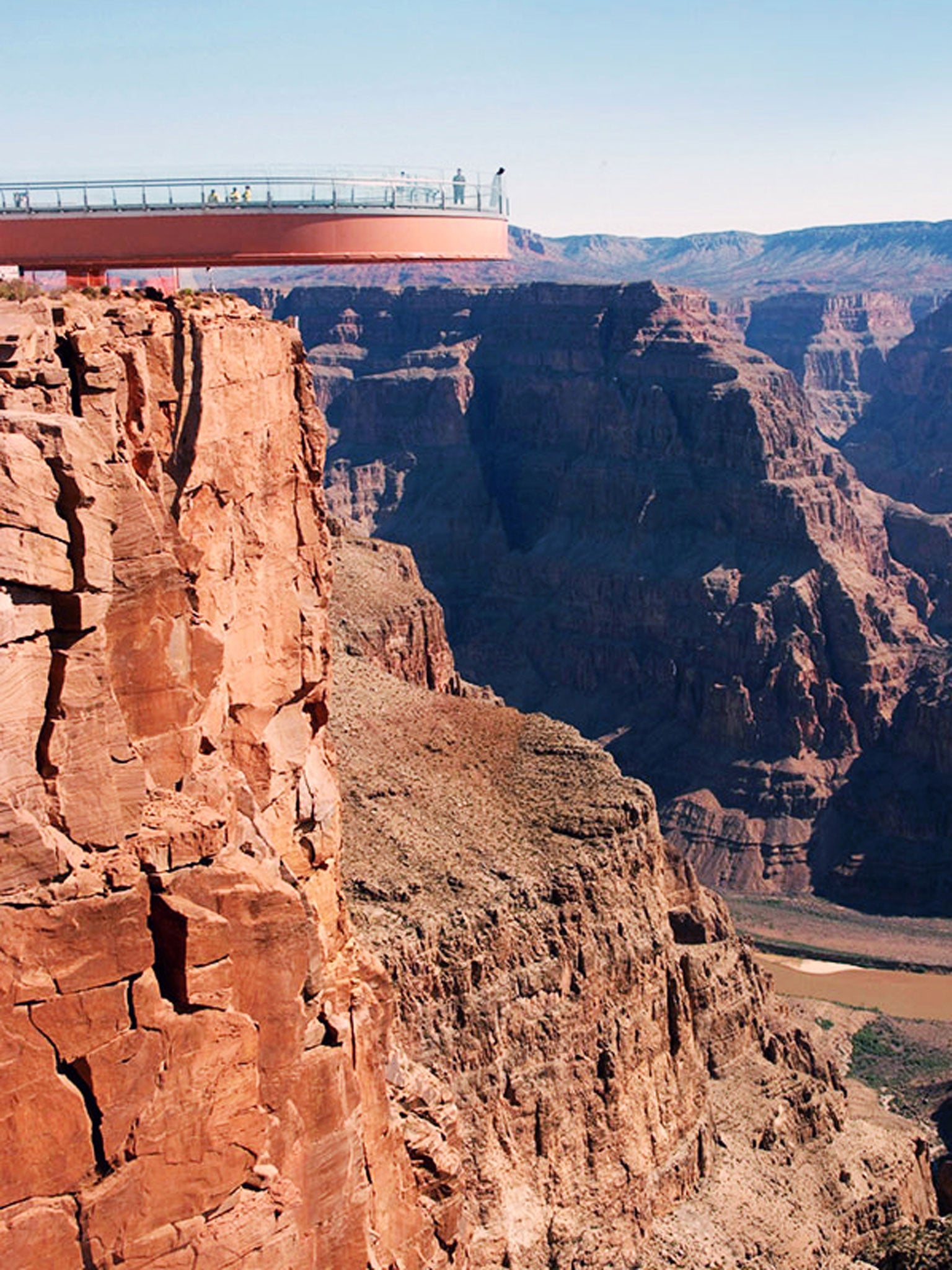 Models will dare to walk at 4,000 feet over the Grand Canyon in the highly anticipated J Autumn Fashion Show in the United States on 1 November 2013