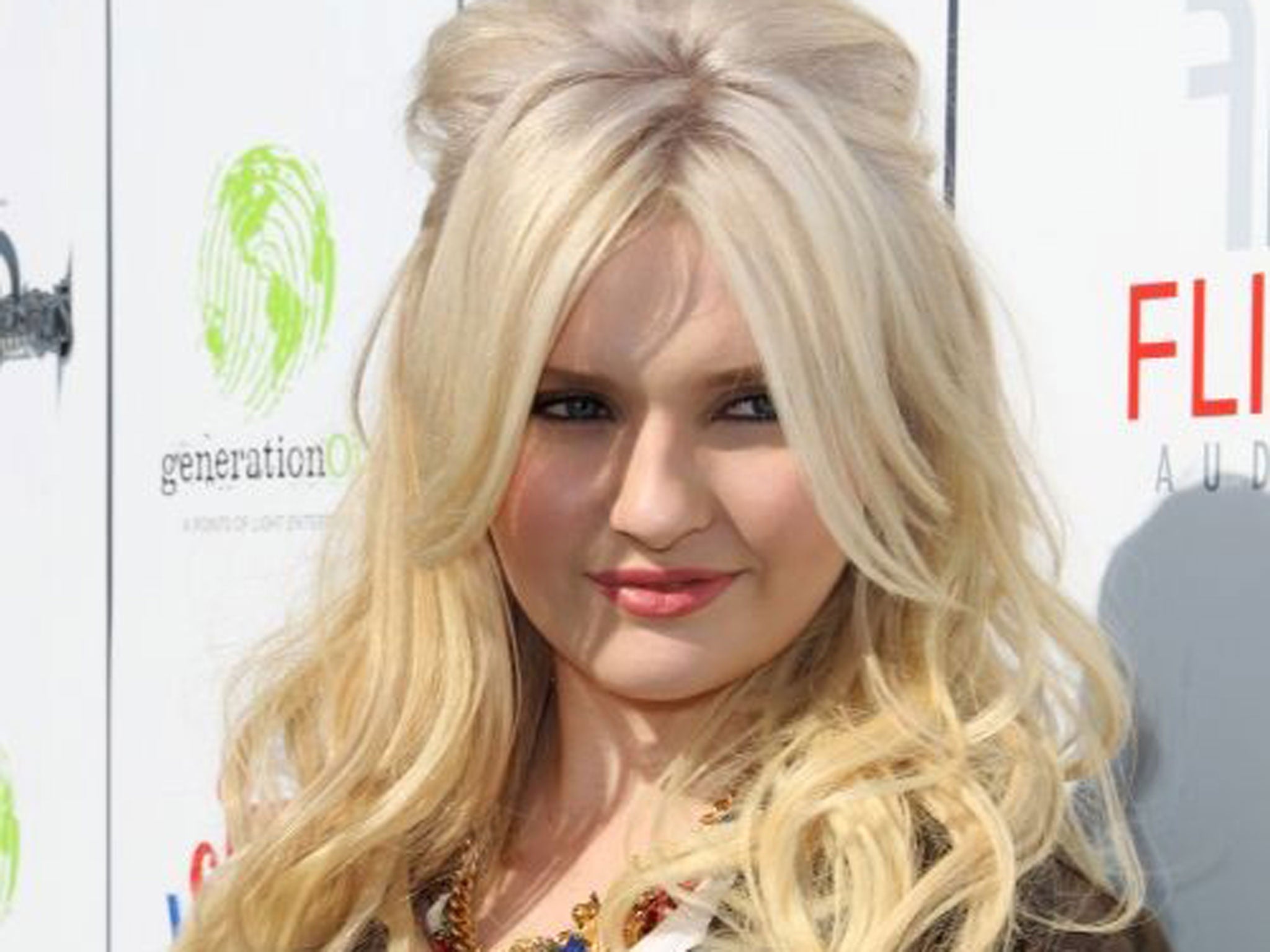 Abigail Breslin's back for a zombie thriller