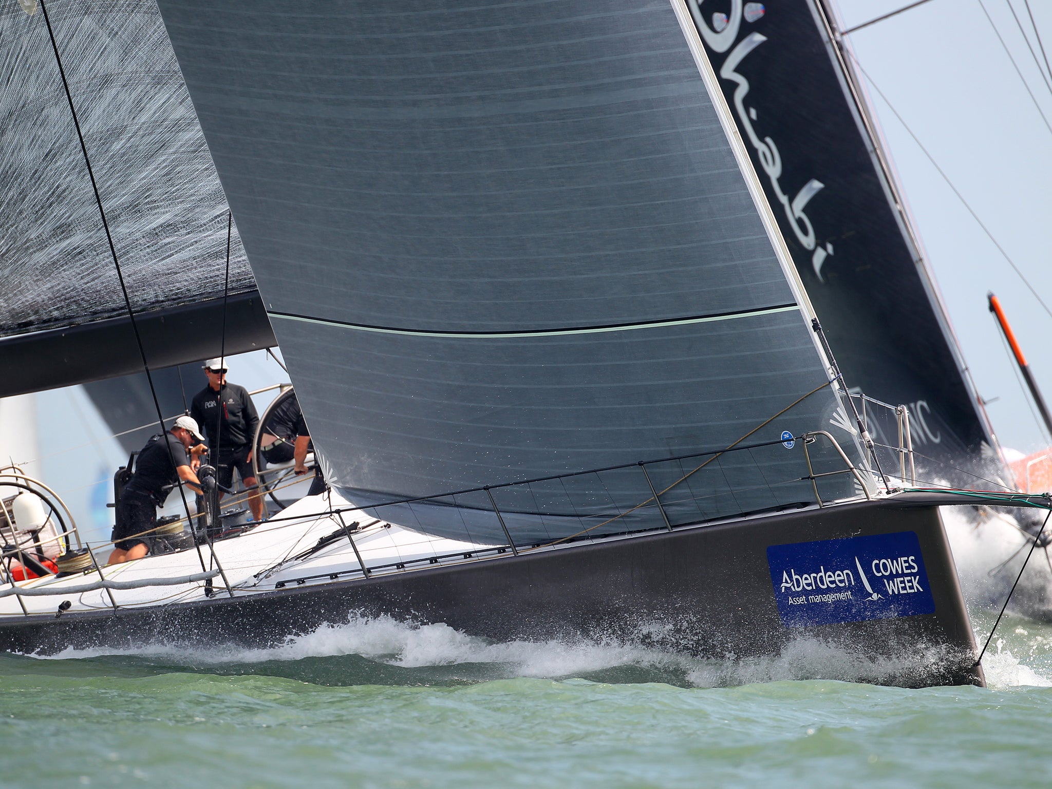 Niklas Zennstrôm’s 72-foot Rán added to its impressive haul of silverware to take the Buckingham Coronation Challenge Bowl in AAM Cowes Week