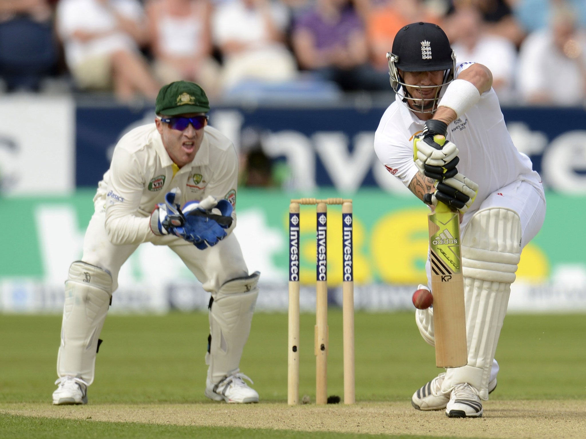 Kevin Pietersen edges behind to Australia wicketkeeper Brad Haddin